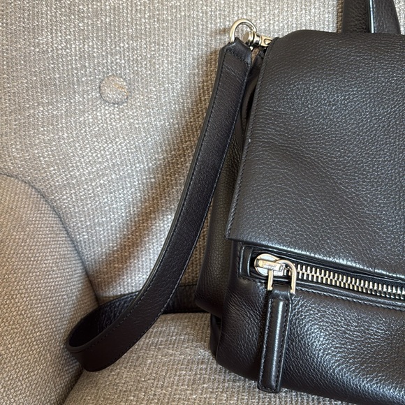 Givenchy bag with strap and handle - Picture 3 of 8